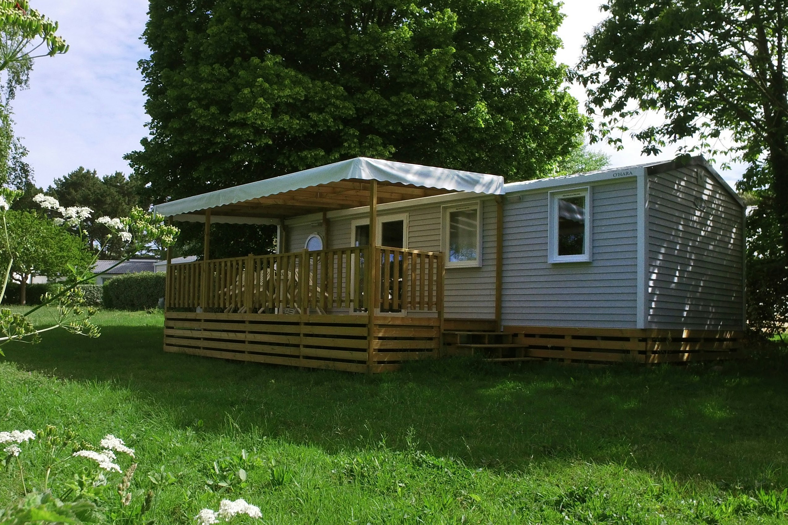 Piriac-sur-Mer Bretagne Sud  VVF Piriac-sur-Mer Bretagne Sud  - Mobilheim mit Terrasse auf dem Campingplatz