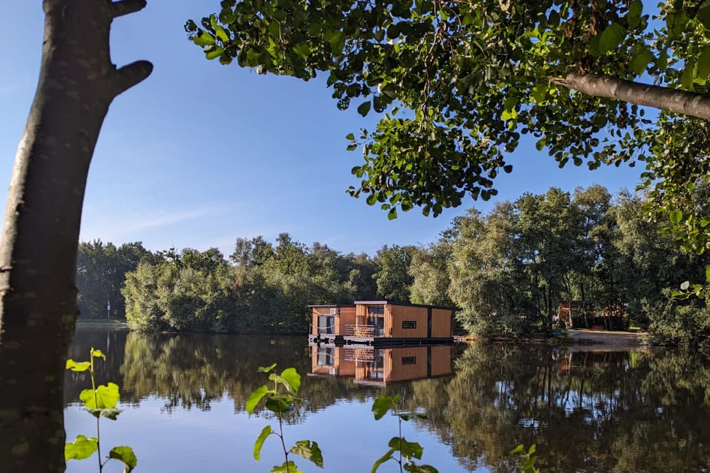Campingplatz Papenburg - Tiny Houses auf dem See