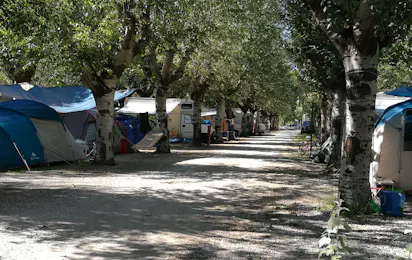 Camping Iron Gate Marina 3B