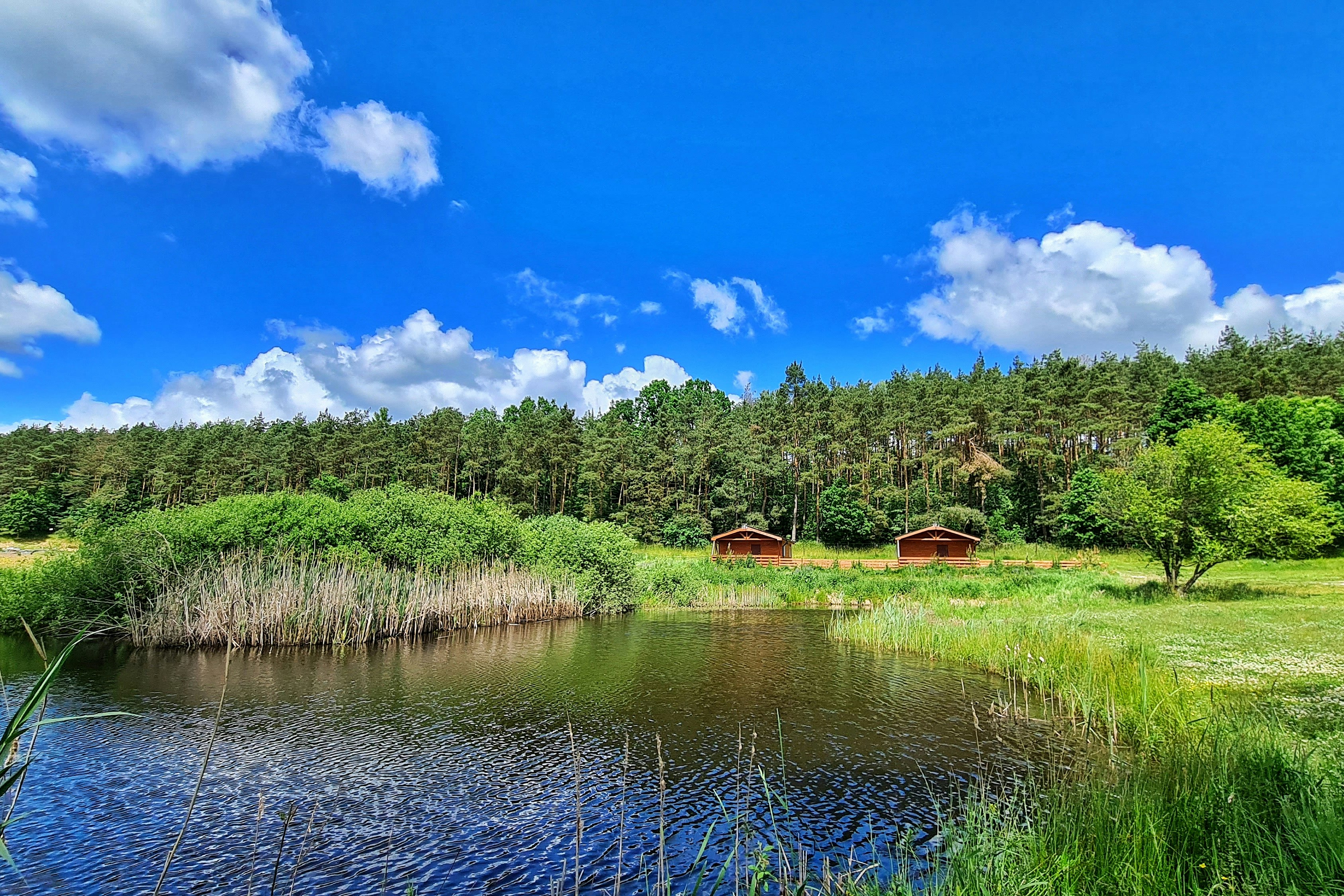 Półwysep Sielanka - Mobilheime mit Blick auf das Wasser