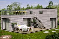 Prima Resort Boddenblick  - Mobilheim mit Terrasse auf dem Campingplatz