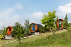 Pullman-Camping - Ferienwohnungen im Grünen auf dem Campingplatz