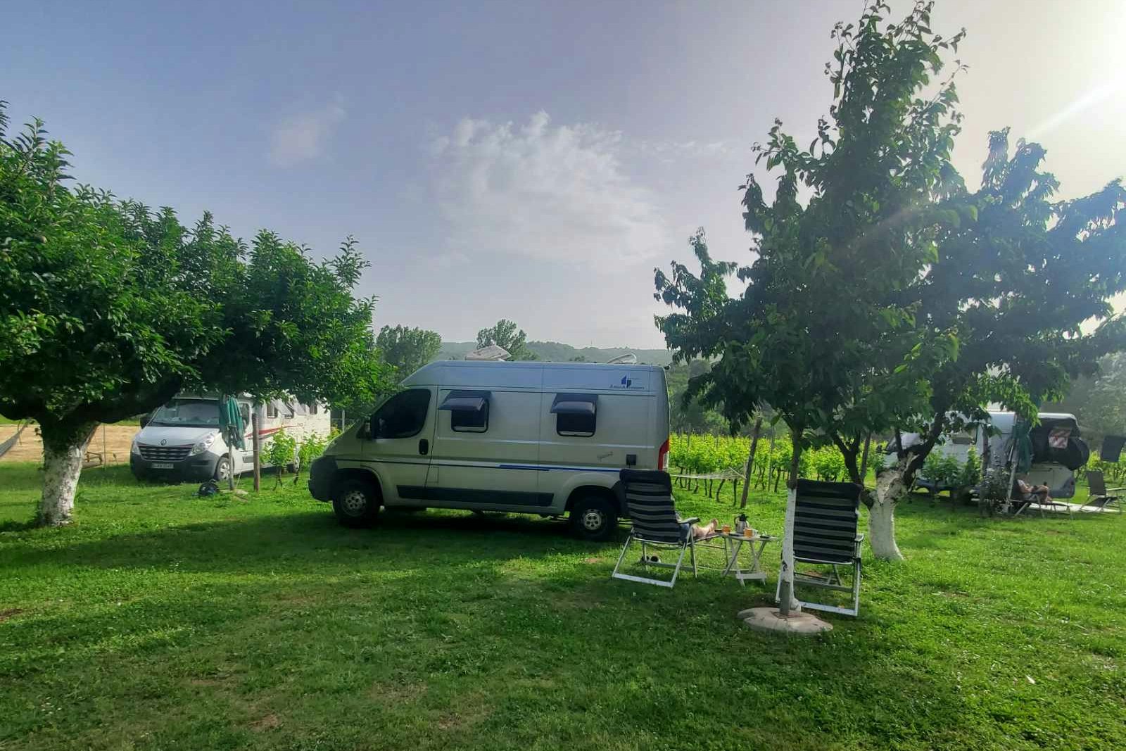 Purple Eye Estate – Camp & Winery