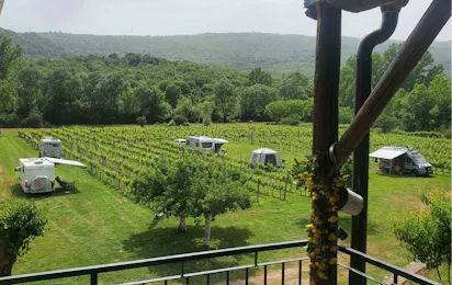 Purple Eye Estate – Camp & Winery
