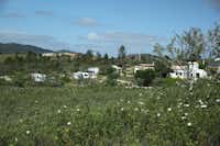 Quinta de Odelouca - Ansicht des Campingplatzes mit Blick ins Grüne
