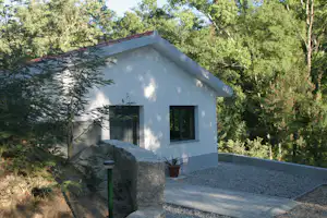 Quinta do Retiro Camping Quinta do Retiro - Außenansicht Sanitärgebäude
