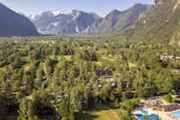 RCN-Camping Belledonne  -  Campingplatz im Nationalpark Écrins mit Blick auf die Alpen