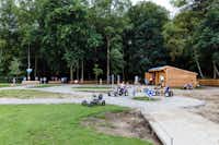 RCN Camping De Jagerstee - Kinder spielen Spielplatz