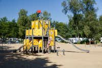 RCN Camping Het Grote Bos -  Campingplatz mit Kinderspielplatz und Rutsche