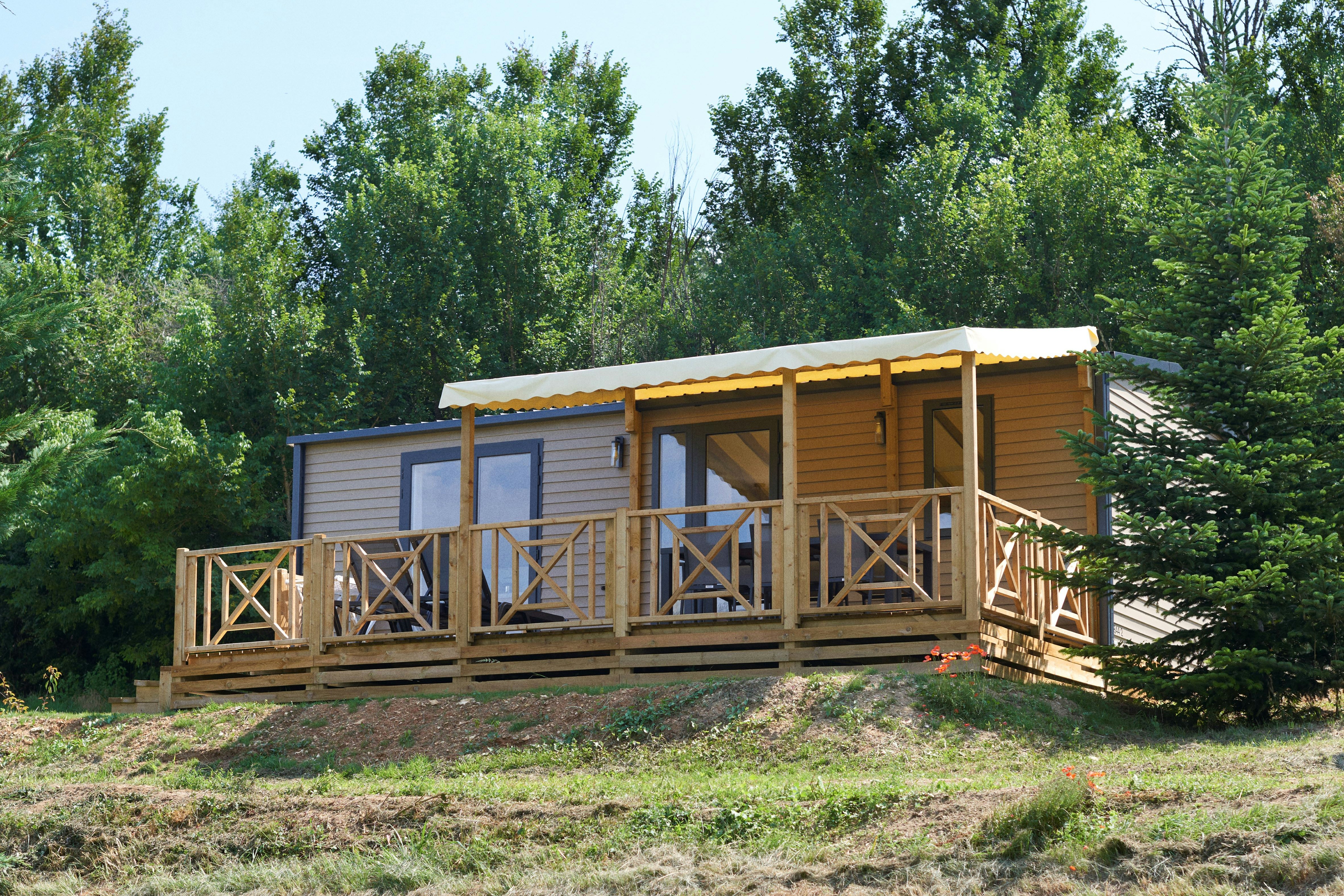 RCN-Camping Le Moulin de la Pique  - Mobilheim mit Terrasse auf dem Campingplatz
