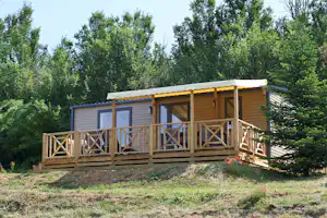 RCN-Camping Le Moulin de la Pique - Mobilheim mit Terrasse auf dem Campingplatz