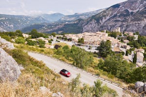 RCN-Camping Les Collines de Castellane - Luftaufnahme der Umgebung des Campingplatzes