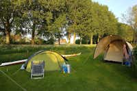 Recreatiecentrum Mounewetter  -  Zeltplatz vom Campingplatz auf grüner Wiese