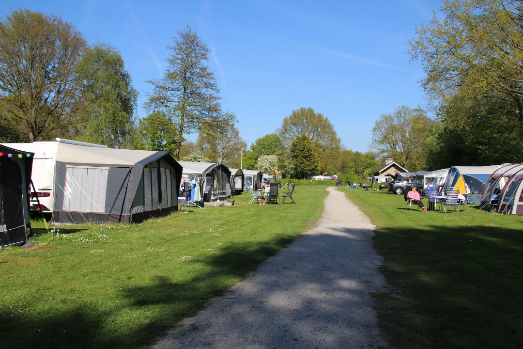 Recreatiepark de Koornmolen - Stellplätze im Grünen