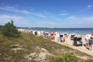 Regenbogen Boltenhagen - Strand-in-der-Naehe-des-Campingplatzes