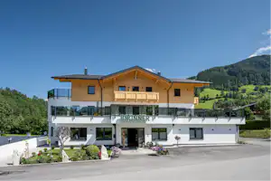 Reiteralm Camping - Hauptgebäude auf dem Campingplatz