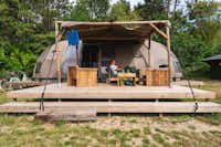 Camping & Vakantiepark de Nollen  Vakantiepark De Nollen - Glamping-Zelt mit großer Terrasse