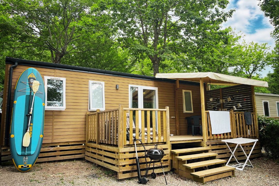Relais du Léman  - Mobilheim mit Terrasse auf dem Campingplatz