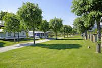 Residence Onda Blu Resort - Wohnmobil- und  Wohnwagenstellplätze im Grünen