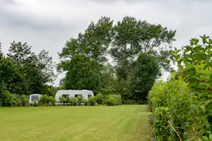 Résidence Oud-Bommenede - Stellplätze auf dem Campingplatz