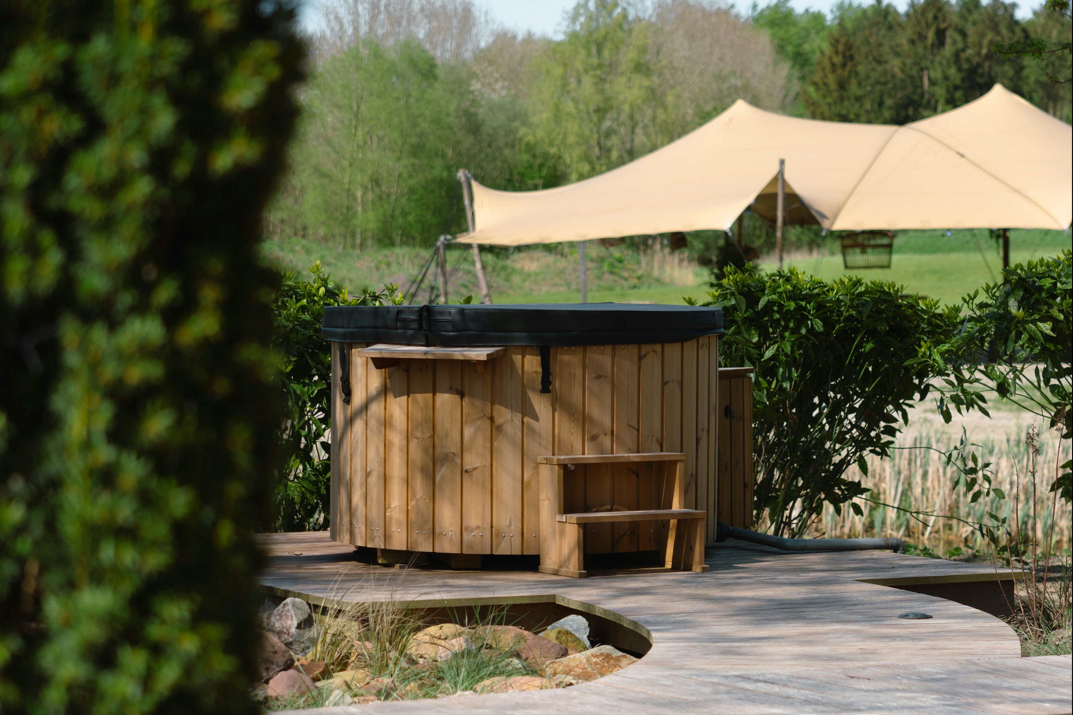 Resort de Parel - Hot Tub auf dem Campingplatz