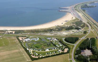Resort Land & Zee