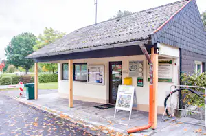 Rhoencamping - Rezeption.jpg