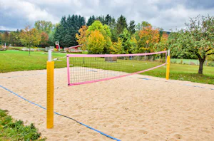 Rhoencamping - Volleyballfeld.jpg