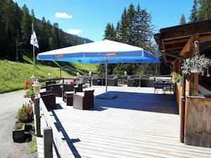 RinerLodge Camping - Bar Terrasse auf dem Campingplatz