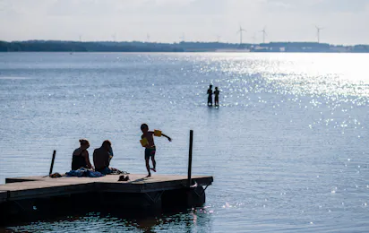 Ringsjöstrand Camping, Stugby & Hotell