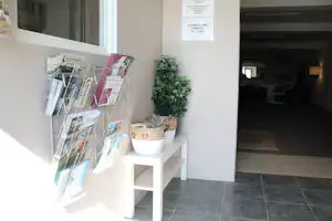 Rödlix vandrarhem & camping - Eingang zur Rezeption