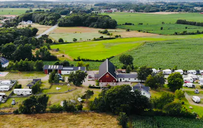 Rödlix vandrarhem & camping