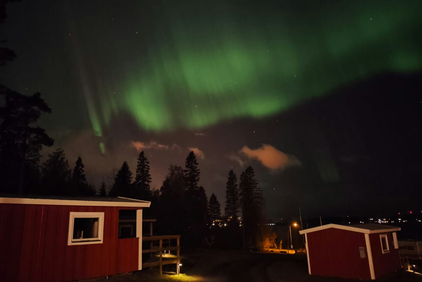 Sälstens Havscamping  - Polarlichter über dem Campingplatz