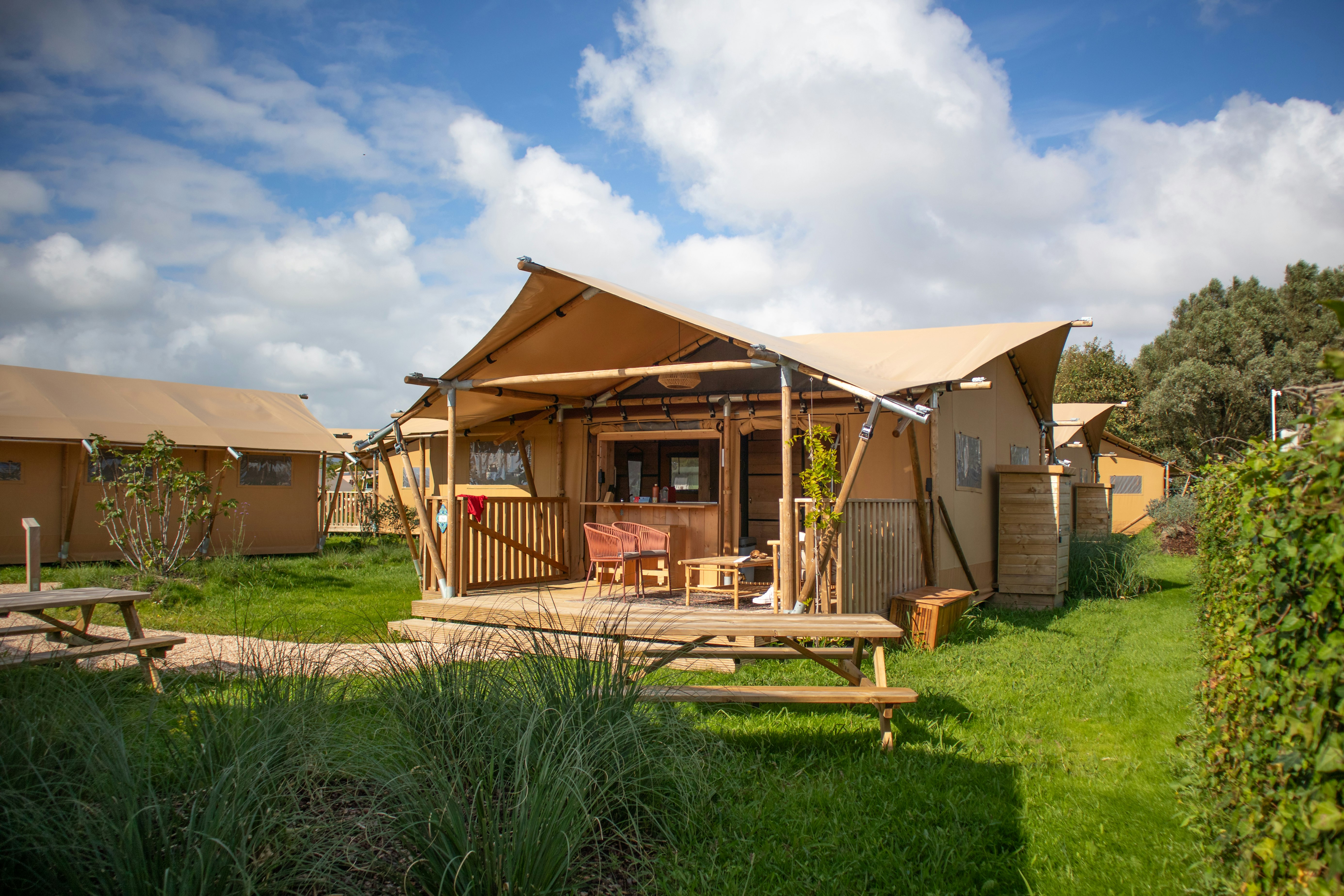 Sahara Stay - Glamping Zelt mit Terrasse
