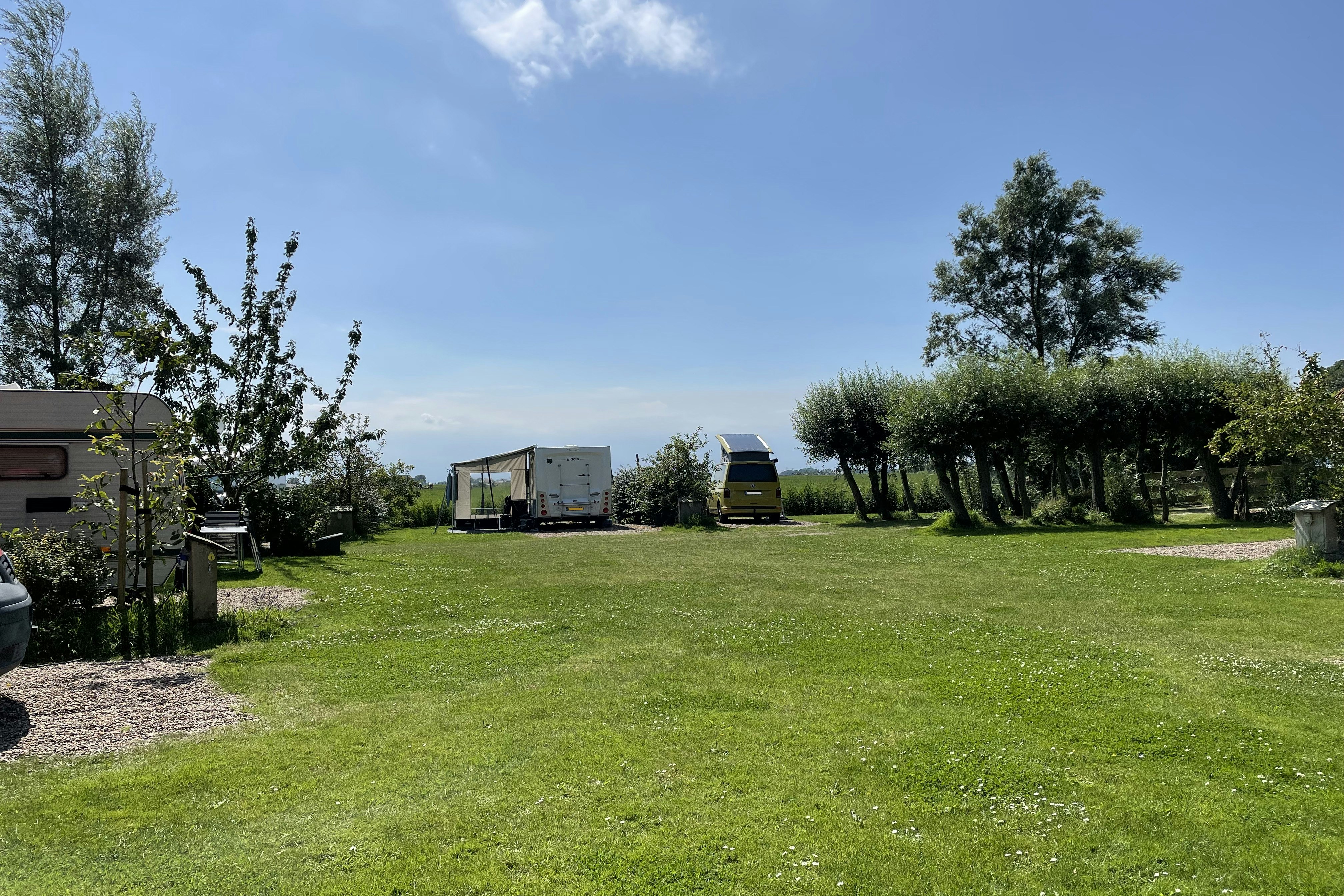 Salix camping en B&B - Standplatzwiese auf dem Campingplatz