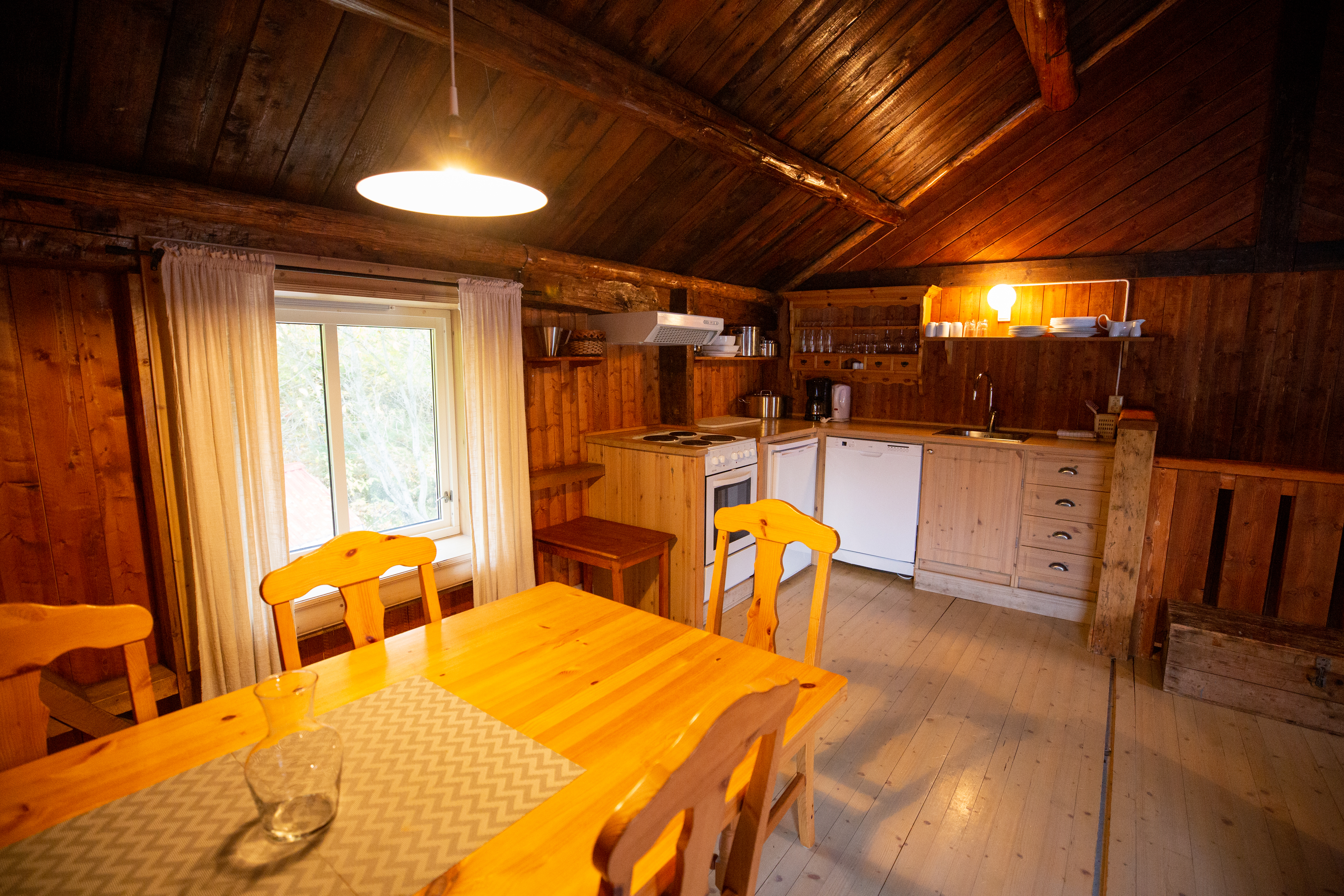 Sandvika Camping - Mietunterkunft - innen - 3.jpg