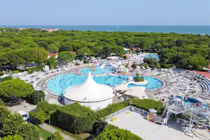 Sant'Angelo Village - Luftaufnahme des Campingplatzes