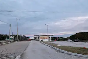 São Pedro de Moel - campingplatz eingang mit parkplatz