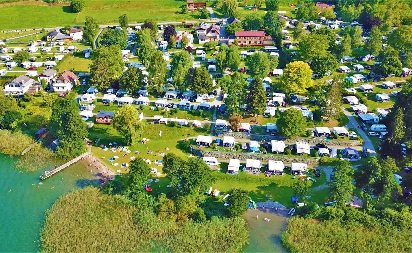 See-Camping Mentl - Luftaufnahme des Campingplatzes