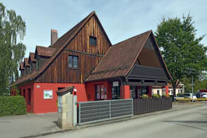 Seecamping Langlau - Eingangsgebäude mit Rezeption auf dem Campingplatz
