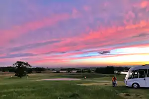 Seeweide | Naturcamping Penzlin - Ausblick von der Seeweide am Sonnenuntergang