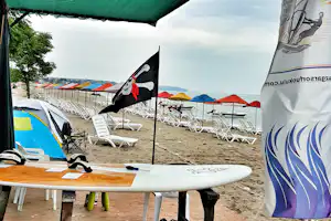 Semizkum Mocamp - Surfbrett Verleih am Strand vom Campingplatz