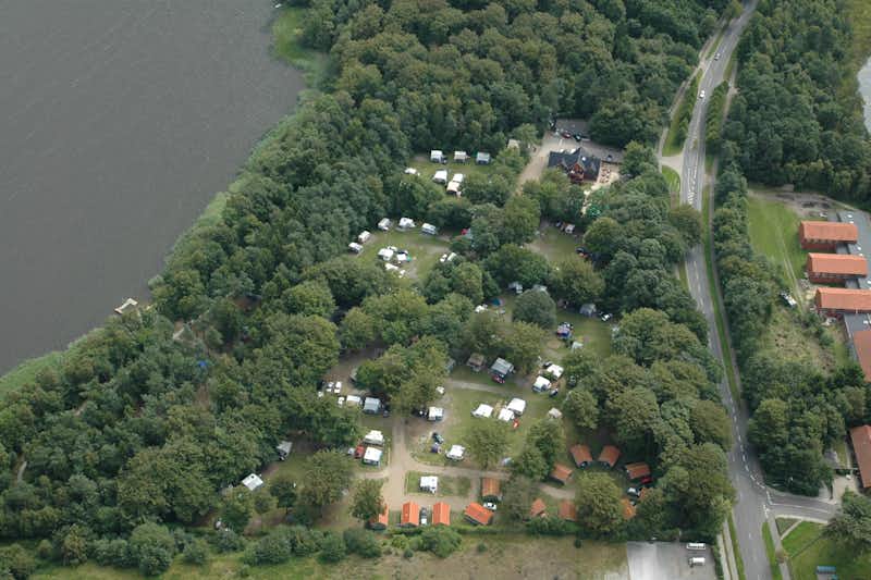 Silkeborg Sø Camping - Campingplatz aus der Vogelperspektive