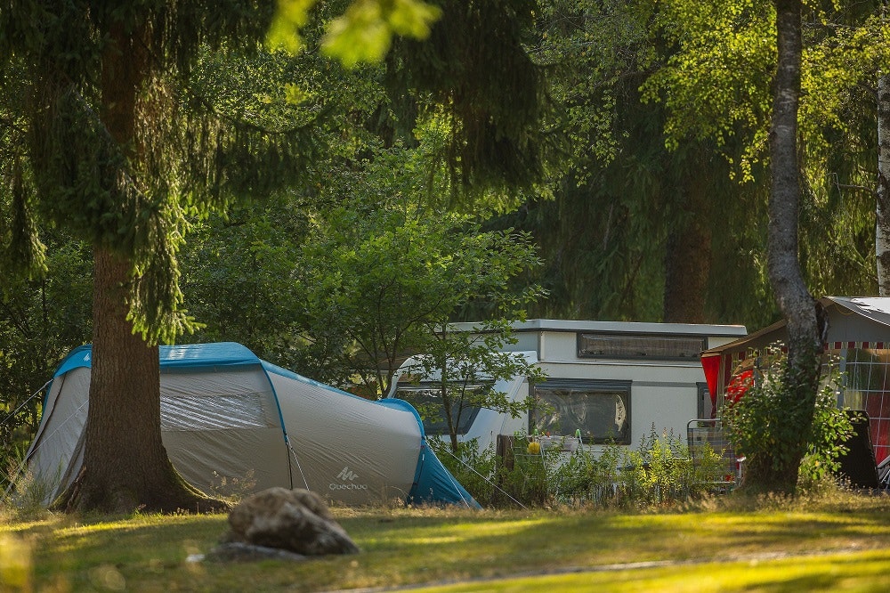 Camping Aux Portes Des Mille Sources