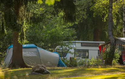Camping Aux Portes Des Mille Sources