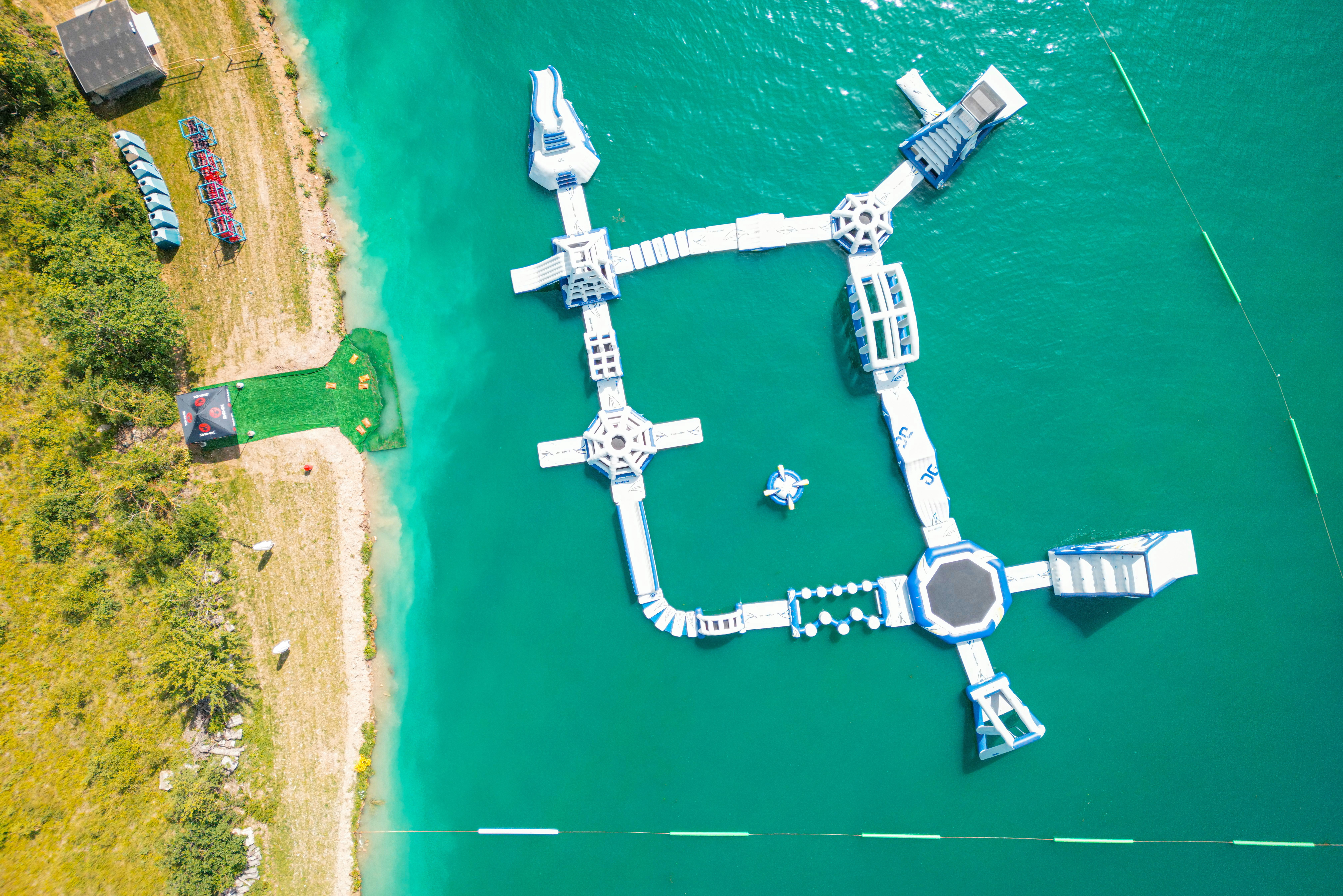 Camping Saint-Louis  Sites et Paysages Camping Saint-Louis - Spiellandschaft auf dem Wasser