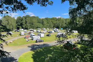 Skäralids Camping - Standplatzwiese auf dem Campingplatz