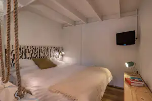 Slow Village Ile de Ré - Schlafzimmer eines Mobilheims