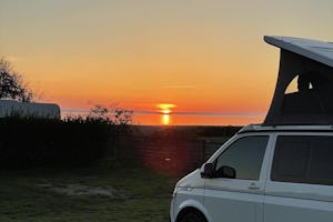 Søby Strand Camping - Sonnenuntergang über den Standplätzen