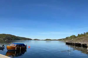 Sørlandet Feriesenter - Blick auf den See vom Campingplatz aus